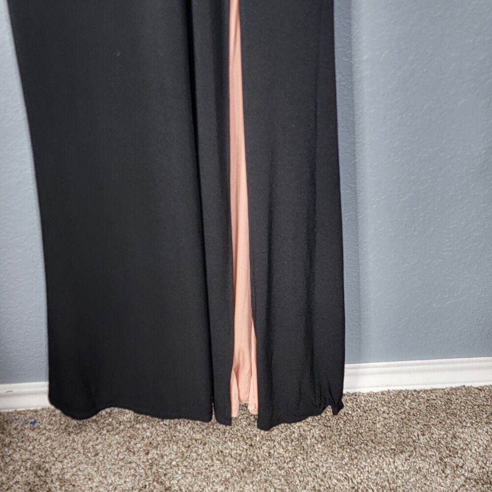 City Triangle Sz 11 Black Gown Pale Pink Pop of Color Stretchy Off Shoulder - Picture 13 of 16
